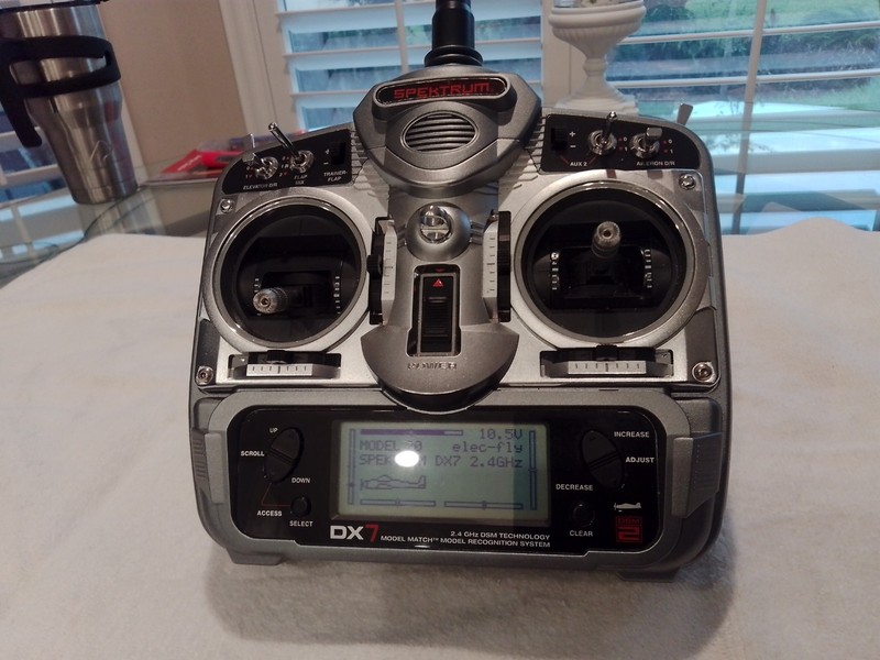 Spektrum DX7S 7 Channel 2.4ghz Transmitter Radio, Servos, 2 Receivers