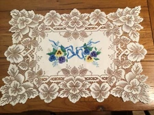 Flowers Multi Colors White Doily Placemat  Heritage Lace  NEW  14X20