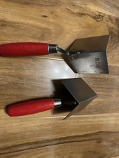 Stainless steel corner trowel