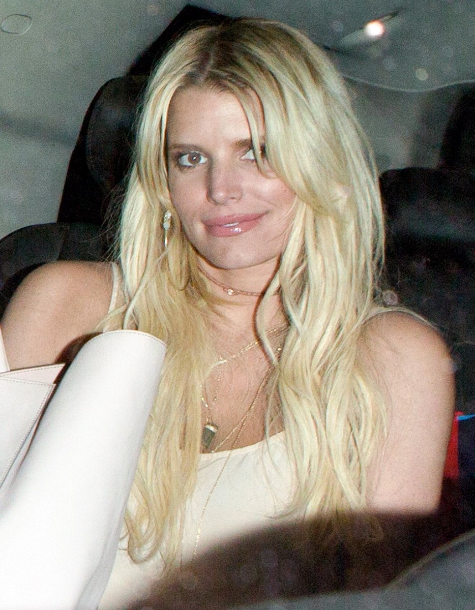 A Jessica Simpson Without Makeup 8x10 Photo Print UK