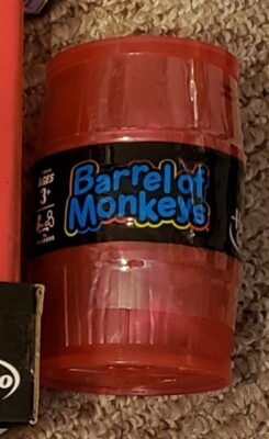 Hasbro Barrel of Monkeys NEON Edition