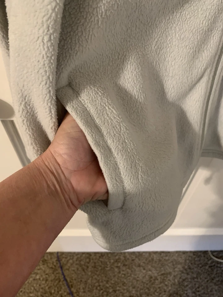 NY Company Women’s Coat Off White Color With Pockets Size XL - Image 3 of 4