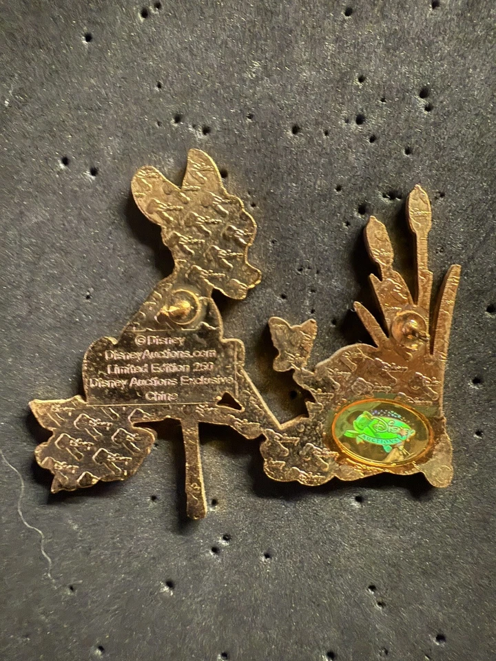 Disney Auctions Bambi Thumper con prendedor de pájaro LE 250 Foto 2 de 2