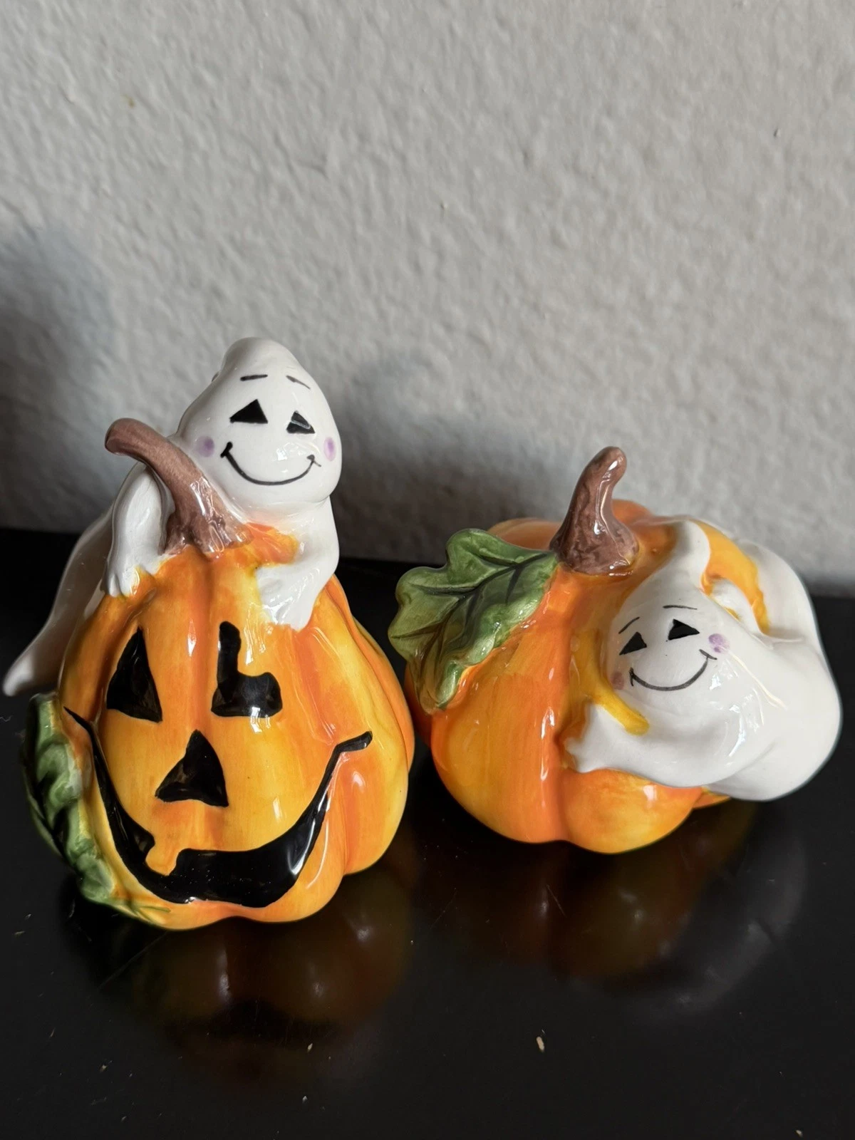 Blue Sky Salt and Pepper Shakers - Thumbnail 3