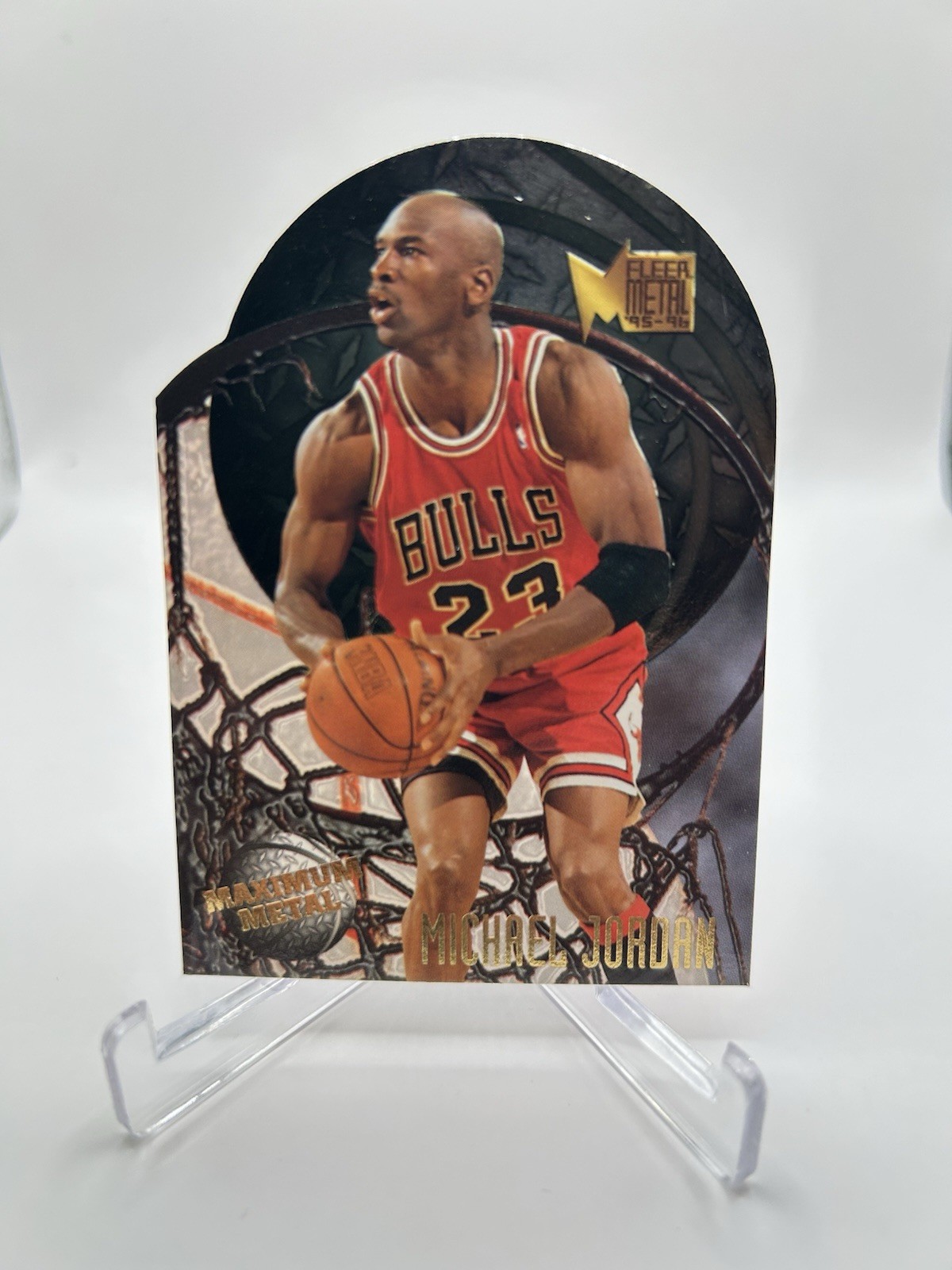 1995-96 Fleer Metal Michael Jordan Maximum Metal #4 Cracked From BGS 8.5 Slab