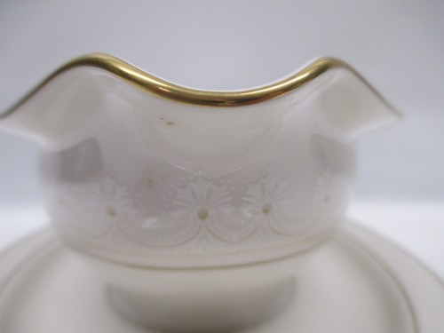Noritake Gravy Boat w/Underplate White Floral Gold Trim 7-1/2” Across # 7091 - Picture 7 of 23