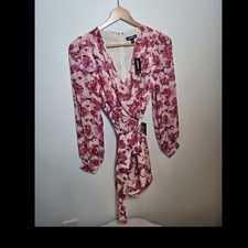 NWT Express Pink Floral Wrap Belted V-Neck Long Sleeve Shorts Romper XS