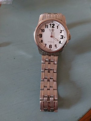 Vintage White Casio Japan MTP-1260P Water Resistance Wrist Uhr 
