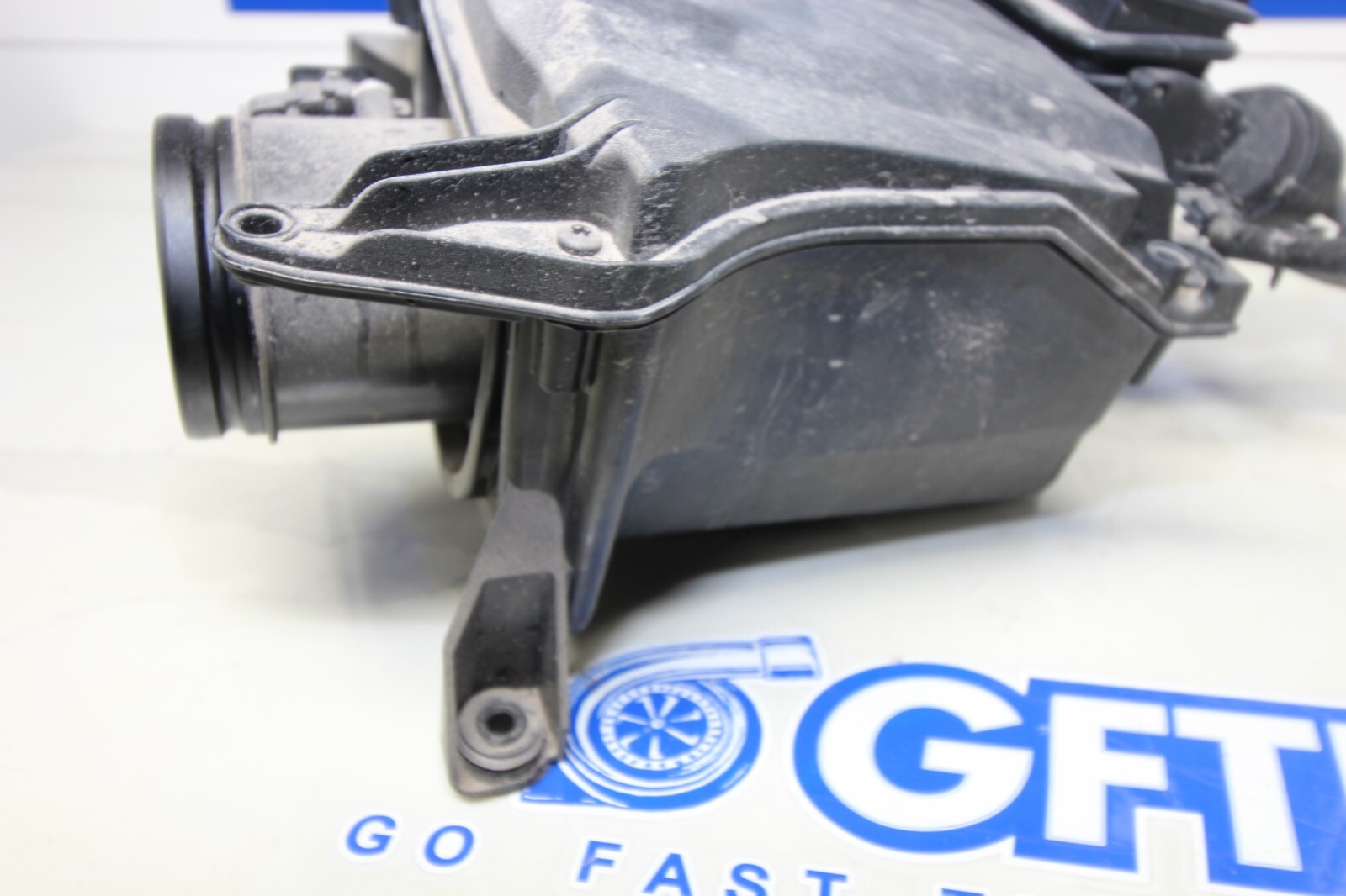 17-21 AUDI R8 V10 PLUS OEM AIR BOX FILTER HOUSING DUCT RIGHT 4S0133838R  GENUINE