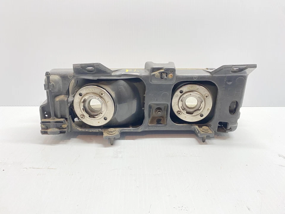 FARO IZQUIERDO CHEVROLET CORSICA 1990-1996 - OEM 114-00183CL Foto 4 de 4