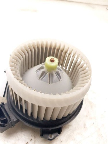08-14 SCION XD 1.8L V4 AC BLOWER MOTOR - Picture 10 of 12