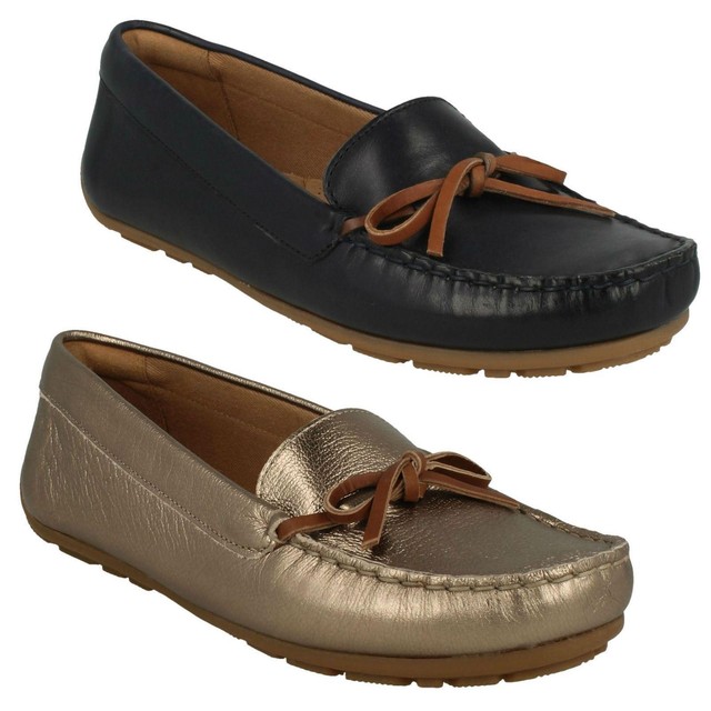 clarks ladies moccasins