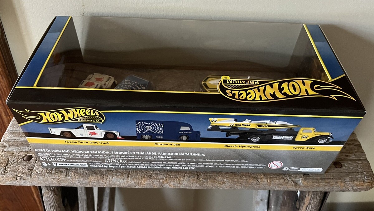 Hot Wheels Premium Garage Set Of 4 Motorhead Madness Toyota Stout