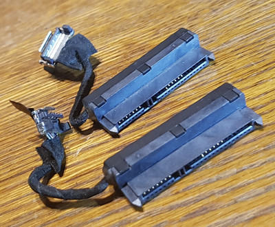 2x SATA Adapter mit Anschlusskabel zum Mainboard   HP HDX 18  #5992