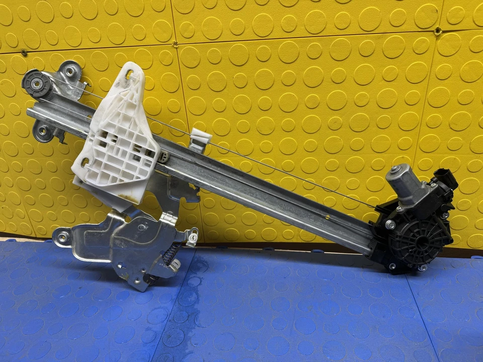 2018-2024 Honda Odyssey Rear Right Sliding Door Window Regulator W/ Motor OEM Foto 3 de 3