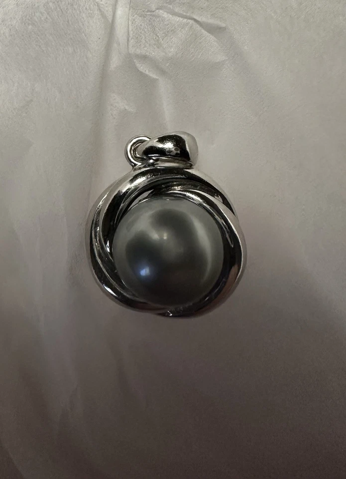 Grey Pearl Sterling Silver Pendant - Image 4 of 4