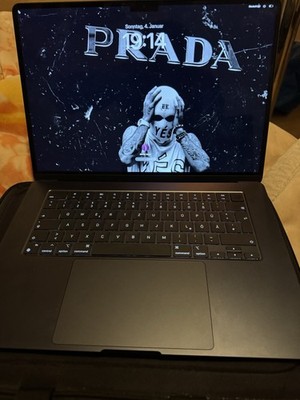 Apple MacBook Air 15 Zoll M2 256gb SSD 8gb RAM Space Grey 2023