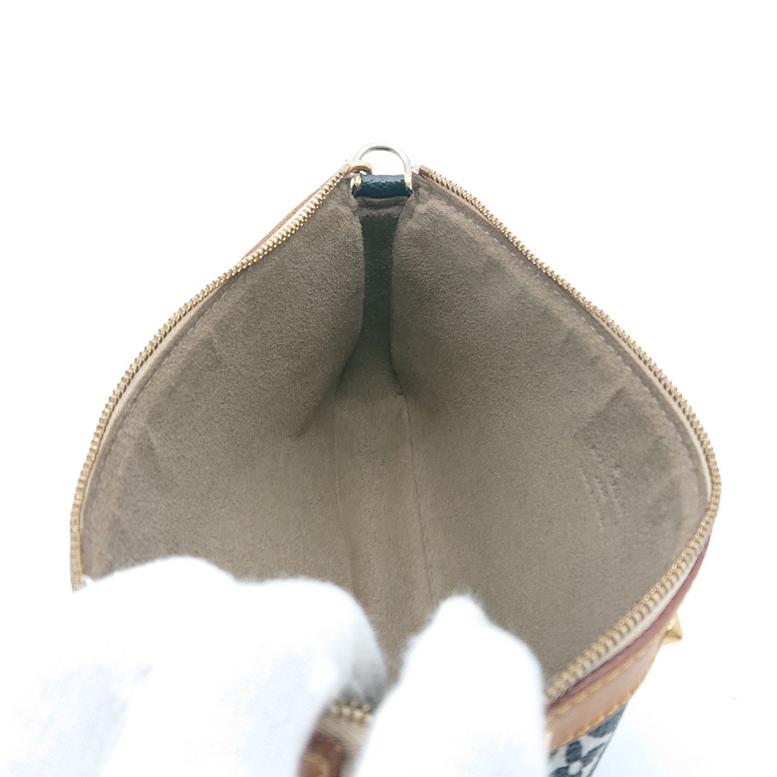 LOUIS VUITTON Multicolor Pochette Accessoires Pouch Black Monogram M92648 SL1003