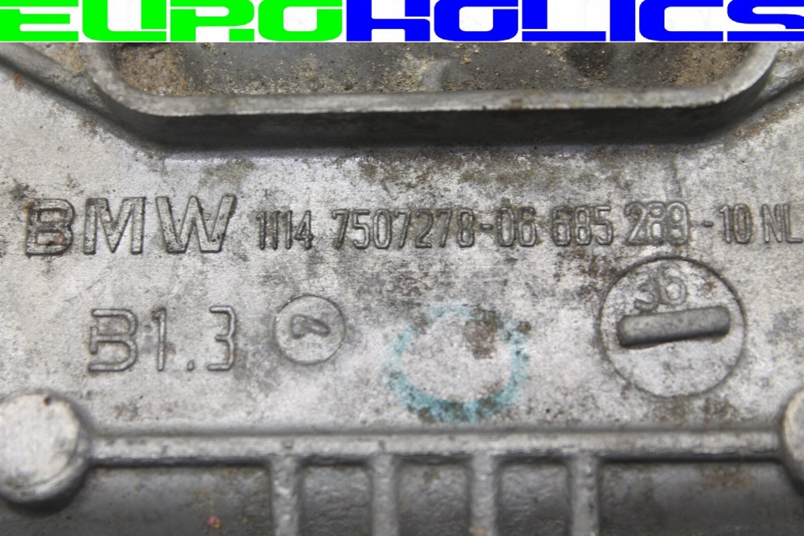 OEM BMW E65 750i 0608 N62 Engine Coolant Valley Intake Pan Cover