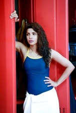 BEAUTIFUL PRIYANKA CHOPRA 8X10 Photo