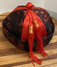 YOUTH BOYS ORIENTAL STYLE SKULL CAP HAT BLACK/RED OSFM VERY GOOD CONDITION  23