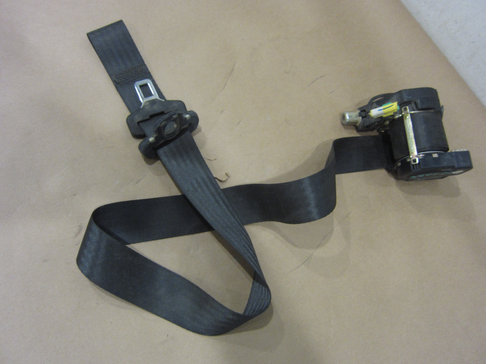 Maserati 4200 - RH Front Seat Belt Roller - Part# 66310500