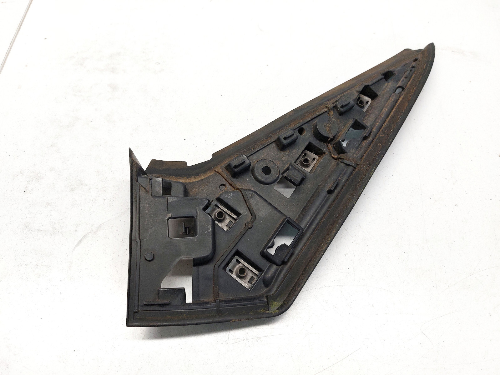 VAUXHALL GRANDLAND X 2018 TAILGATE MOULDING TRIM BRACKET LEFT SIDE  