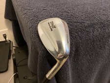 Wilson Staff Tour Blade Pitching Wedge Steel Regular Shaft RH 35.50"