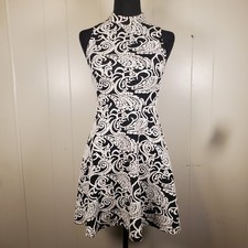 Forever 21 Black & White Paisley Sleeveless Mini Dress Mockneck Womens S