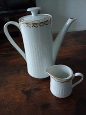 CAFETIERE PORCELAINE WINTERLING ET  POT A LAIT