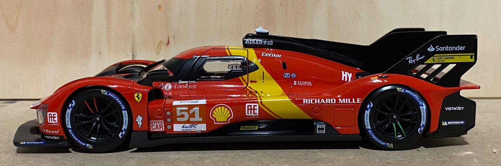 Ferrari 499P #83 hypercar Le Mans 2024 réplique de prestige 1/24