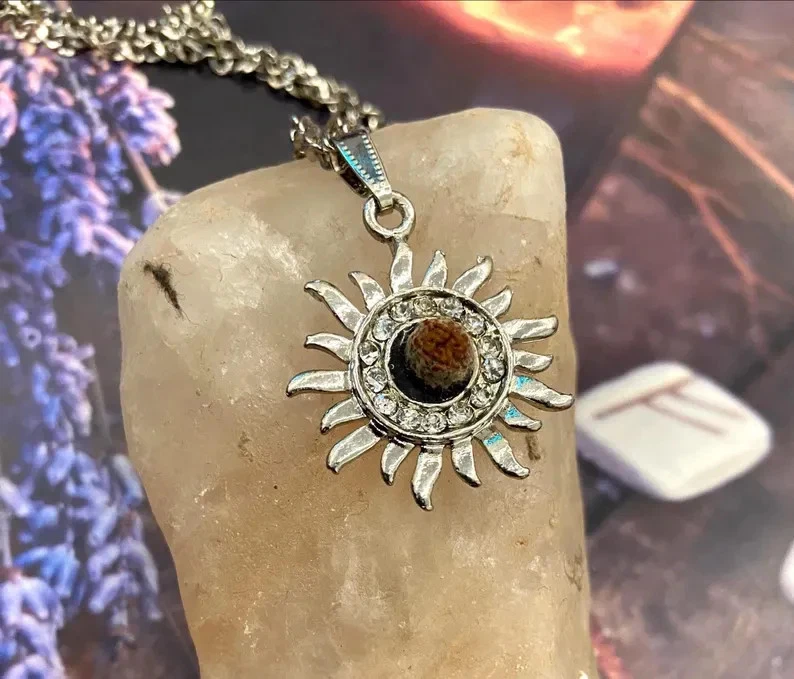 Hechizo Fundido Talismanes Sri Kuber Dinero Buena Suerte Oculto Collar Colgante