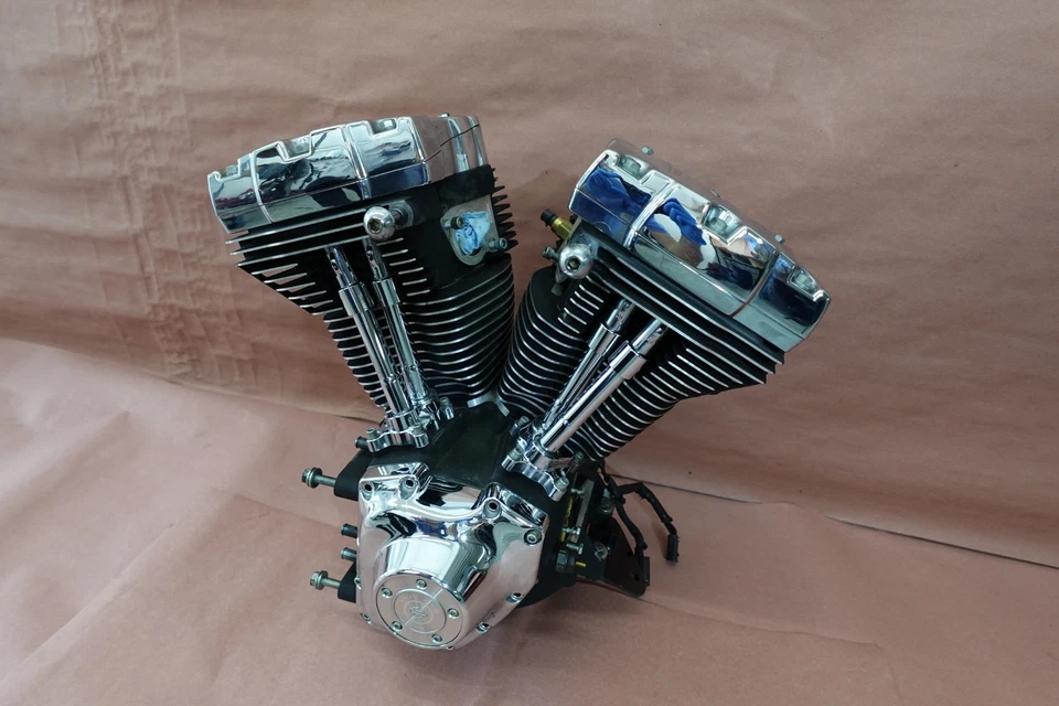 Harley-Davidson Road King 1999-2006 motor completo FLHRI Foto 2 de 4