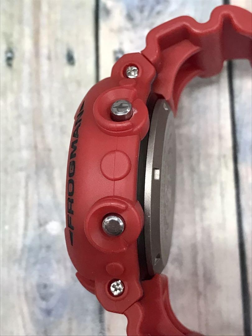 G SHOCK DW 8200F 4JR Frogman Red Frog 2000 Limited Quartz Divers
