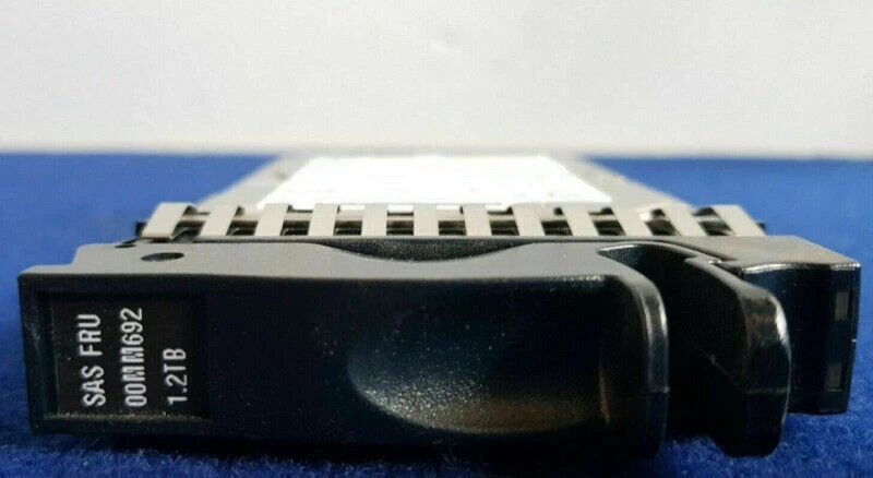 00MM690 Lenovo System X 1.2TB 2.5" 10k SAS 00MM692 HDD 1FF200-156 - Image 2 of 3