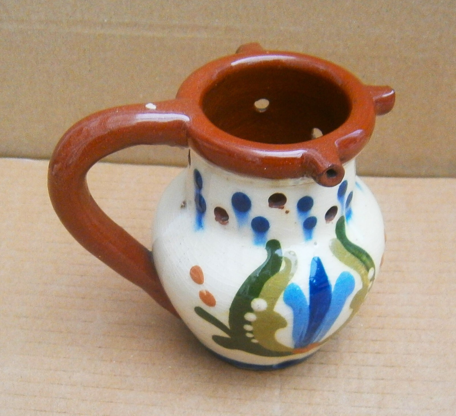 V246) Handmade pottery Slipware Motto three spot puzzle jug eBay