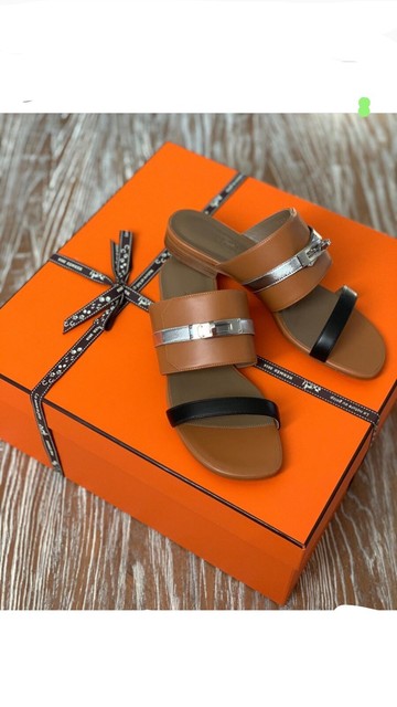 avenue sandals