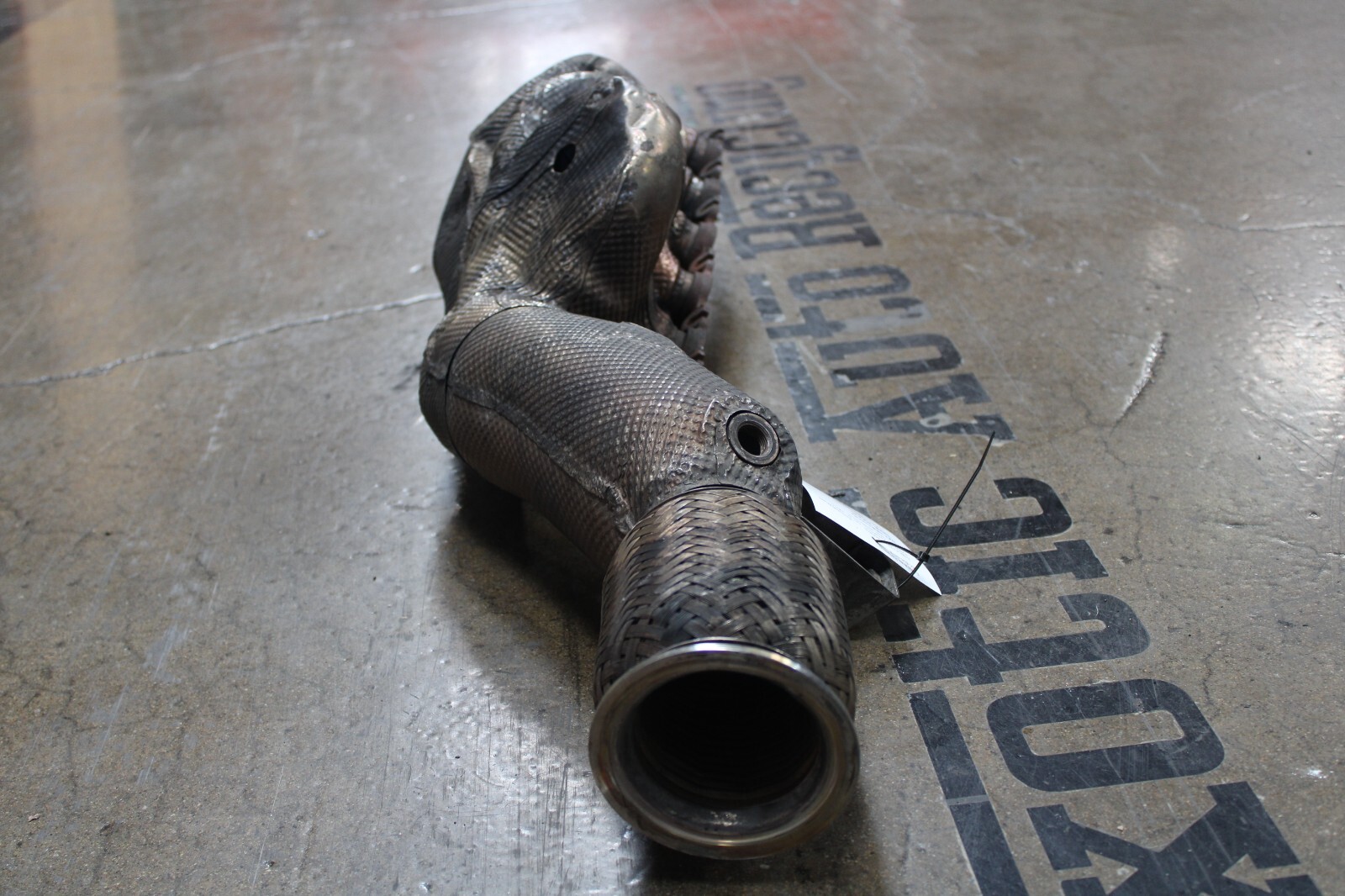 Lamborghini Huracan, LP 610, LH, Exhaust Manifold, Smoke Dmg, Used, 420251211H