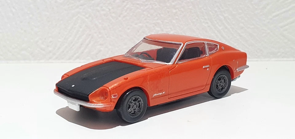 Modelo 1/64 Takara Tomy DATSUN NISSAN FAIRLADY Z S30 NARANJA Foto 4 de 4