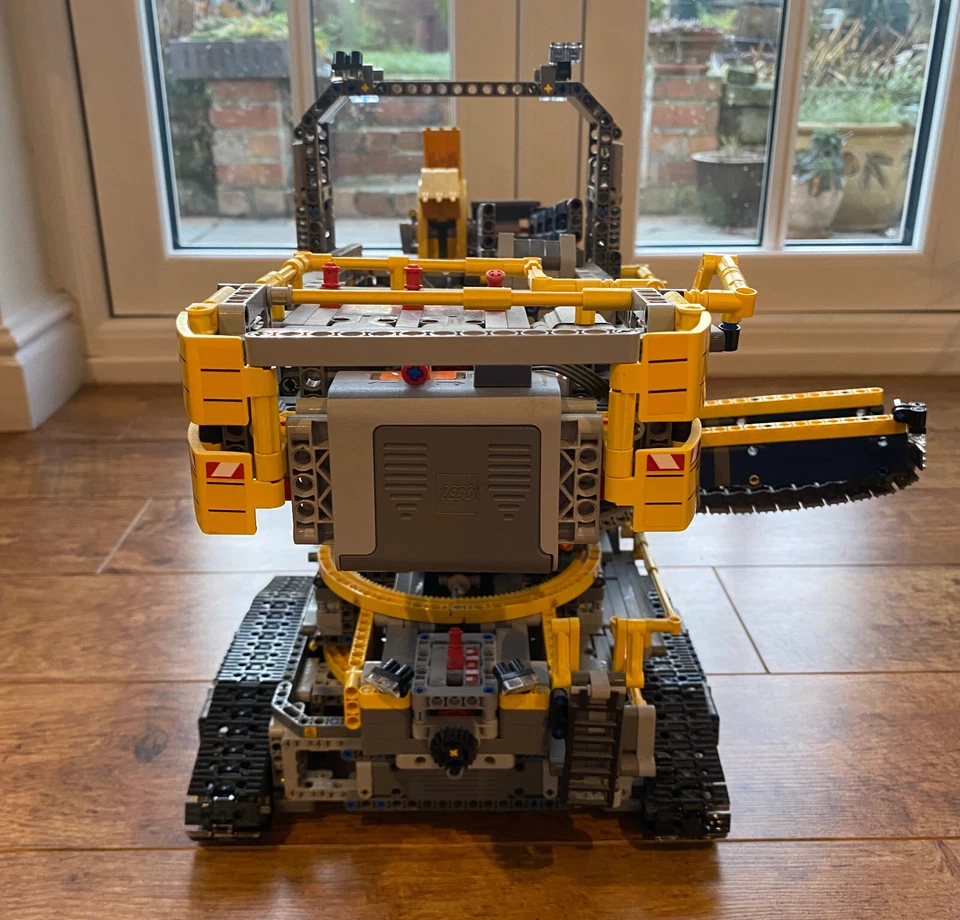 LEGO Technic 42055 Bucket Wheel Excavator, photo 2 of 5