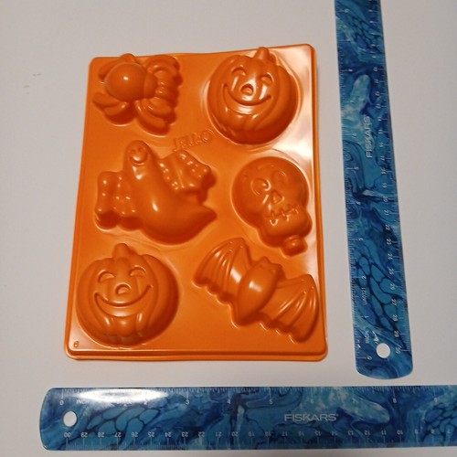 Jello jiggler mold -Bat/Skull/spider/pumpkin/ghost Shots Soap Chocolate