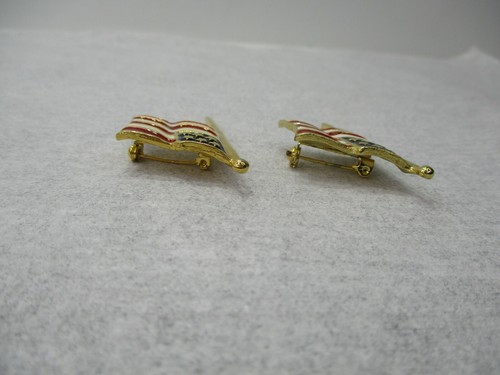 2 United States of America USA Flag Unsigned Enamel Brooch Pin - Picture 5 of 5