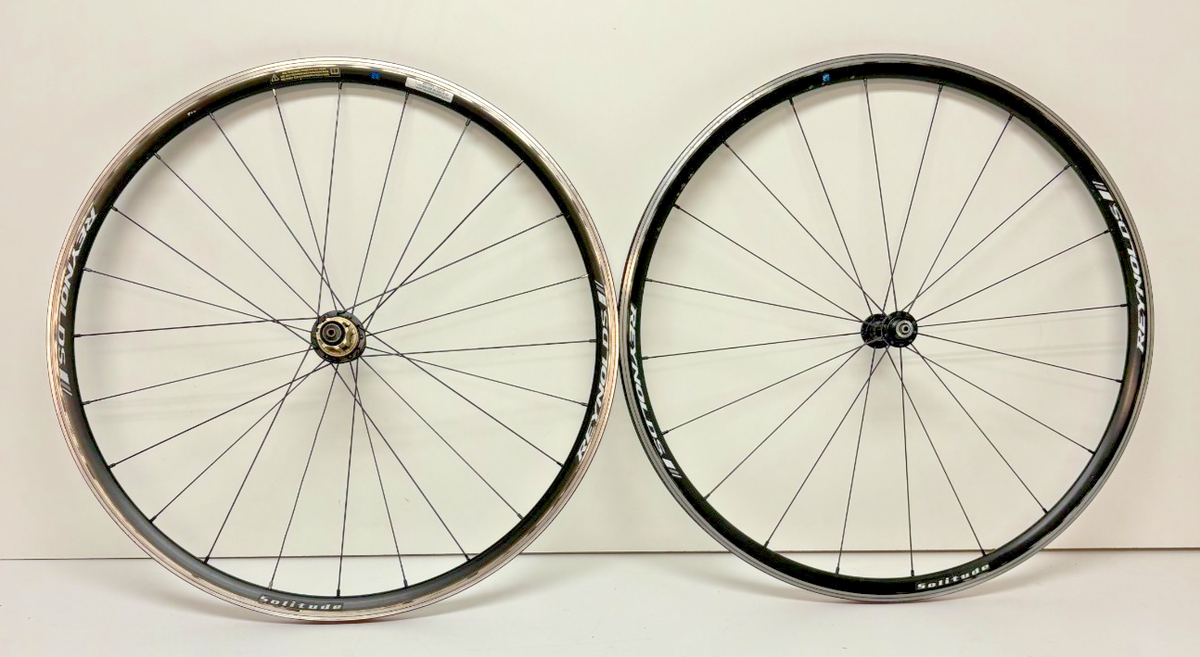 Reynolds Solitude 24/20-Spoke Lightweight Aluminum 700C Wheelset