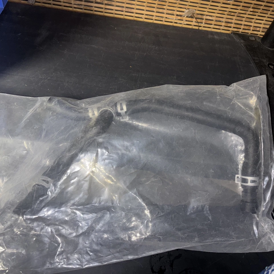 Conjunto de mangueira para aquecedor de motor Dorman 626-562 compatível com modelos Buick Chevrolet GMC - Imagem 3 de 3