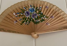 Hand painted Spanish Abanico hand fan made in Valencia Flower Flamenco painting
