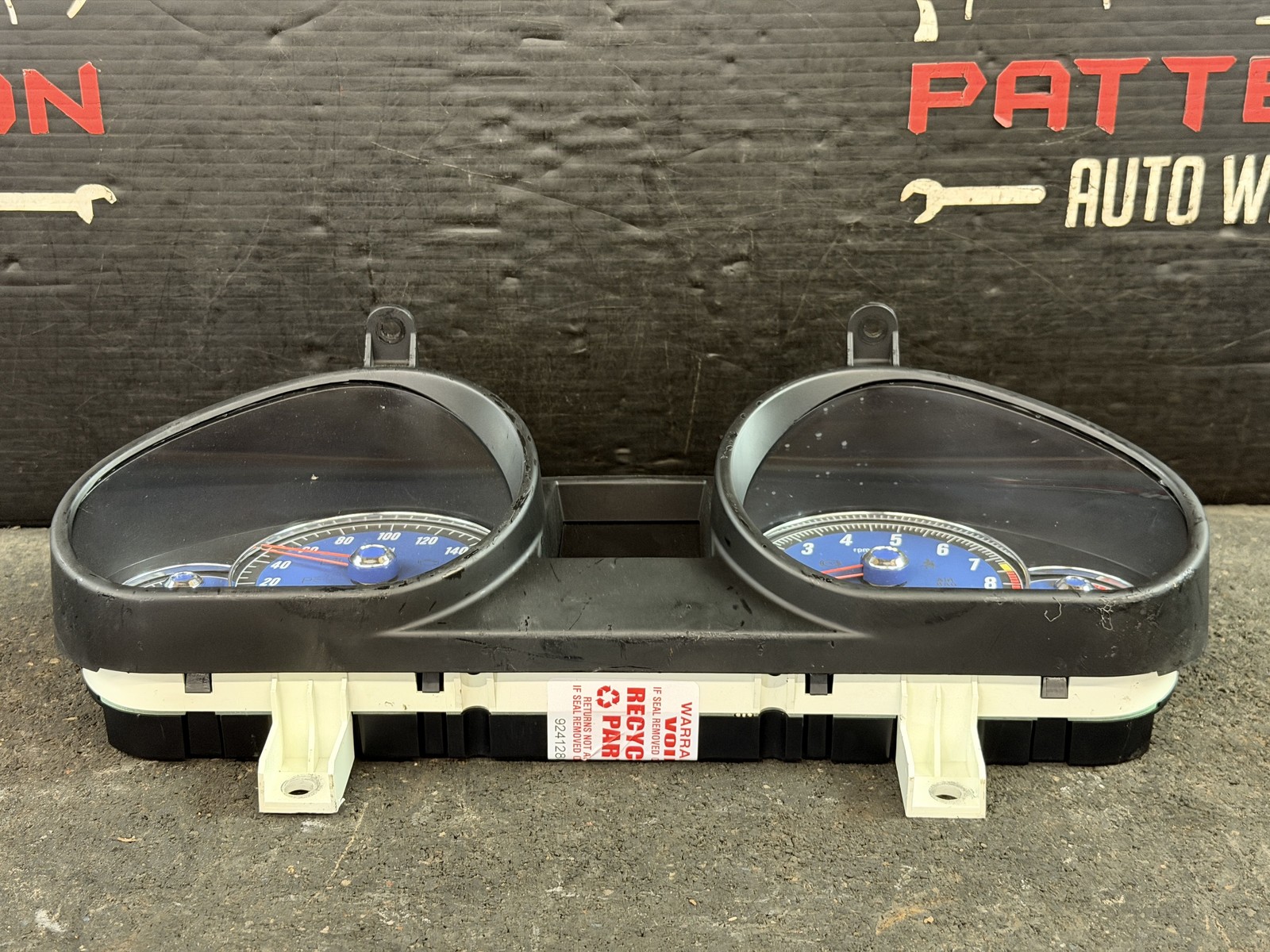 Maserati GranTurismo 2009-2012 Instrument cluster P/N 242352