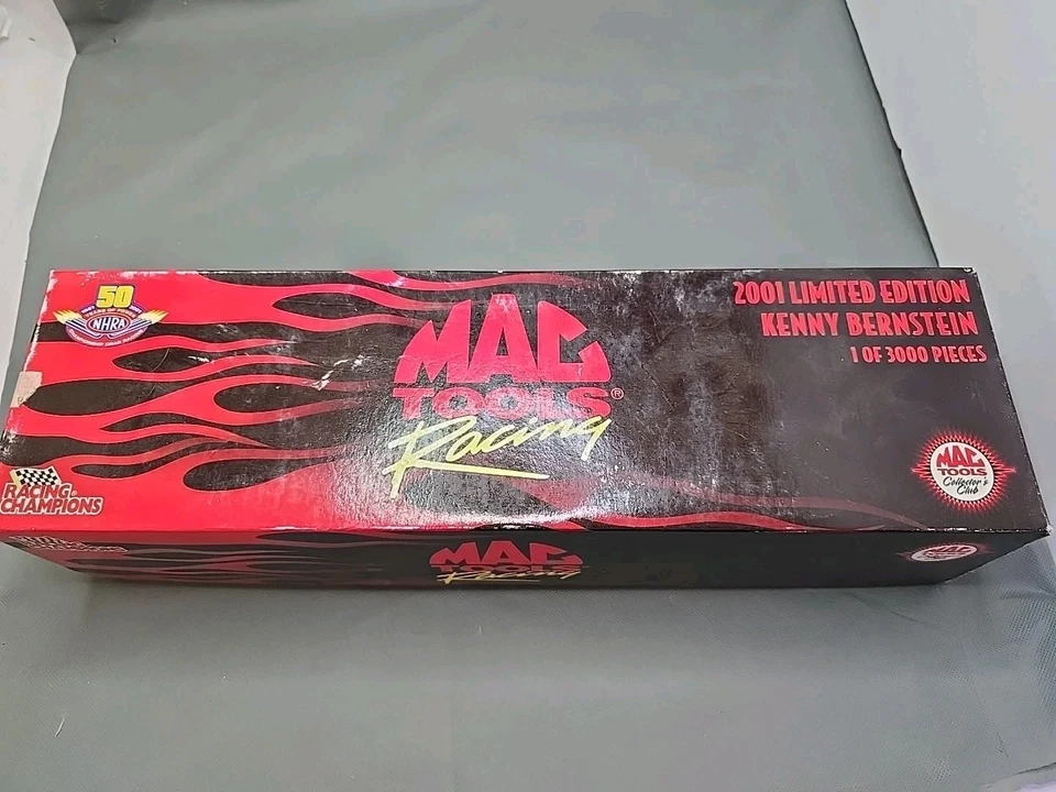 BUDWEISER 1/24 2001 Dragster Mac tools Kenny Bernstein 1 de 3000 - Imagem 3 de 4