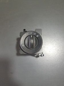 VW Crafter oder Sprinter W906 Bj 2006-2011 Scheinwerferschalter A9065450504...