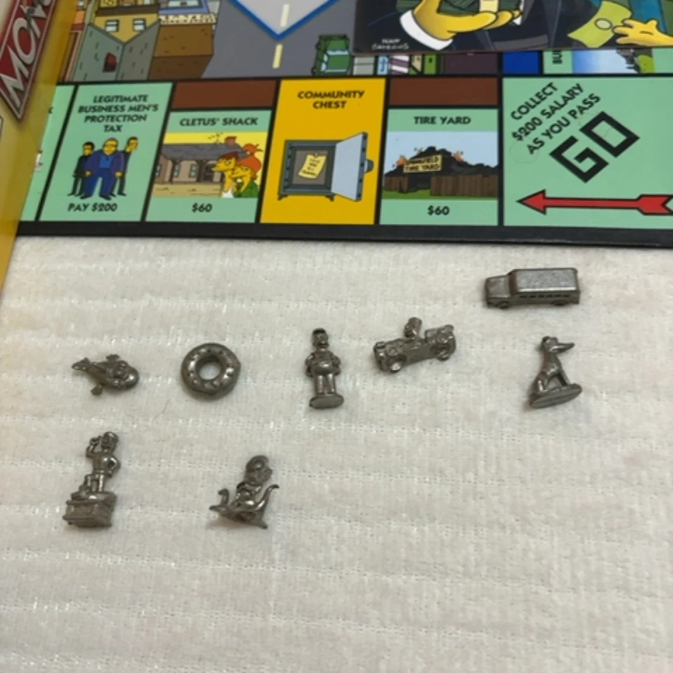 Hasbro Simpsons Monopoly Board Game Collectable Pewter Tokens Family Fun - Image 2 of 4
