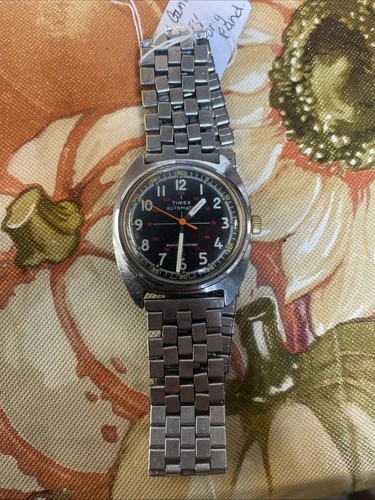 Vintage 1970s Timex Military Viscount Crosshair Automatic 46170-10778 Watch Runs